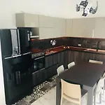 Casanella דירה *